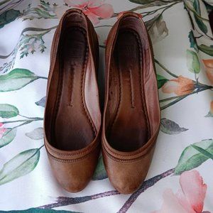 Frye Agnes Brown Ballet